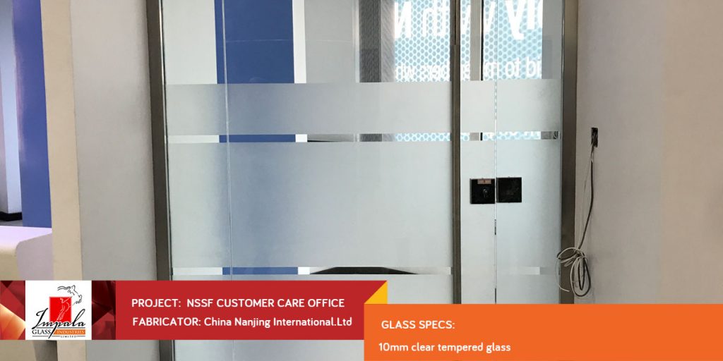Glass
10mm clear tempered glass
Fabricator
China Nanjing International Ltd