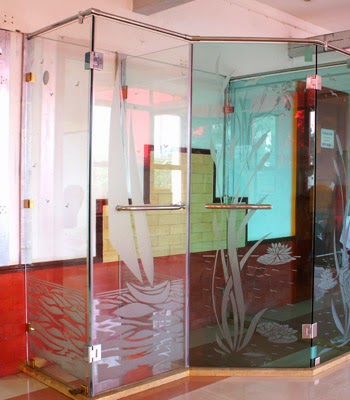 printed design room glass